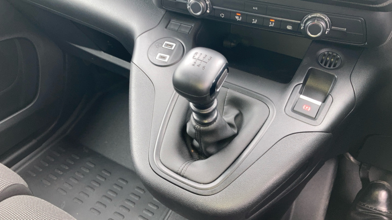 Peugeot Partner Standard Diesel 1.5 BlueHDi 100 Professional Van